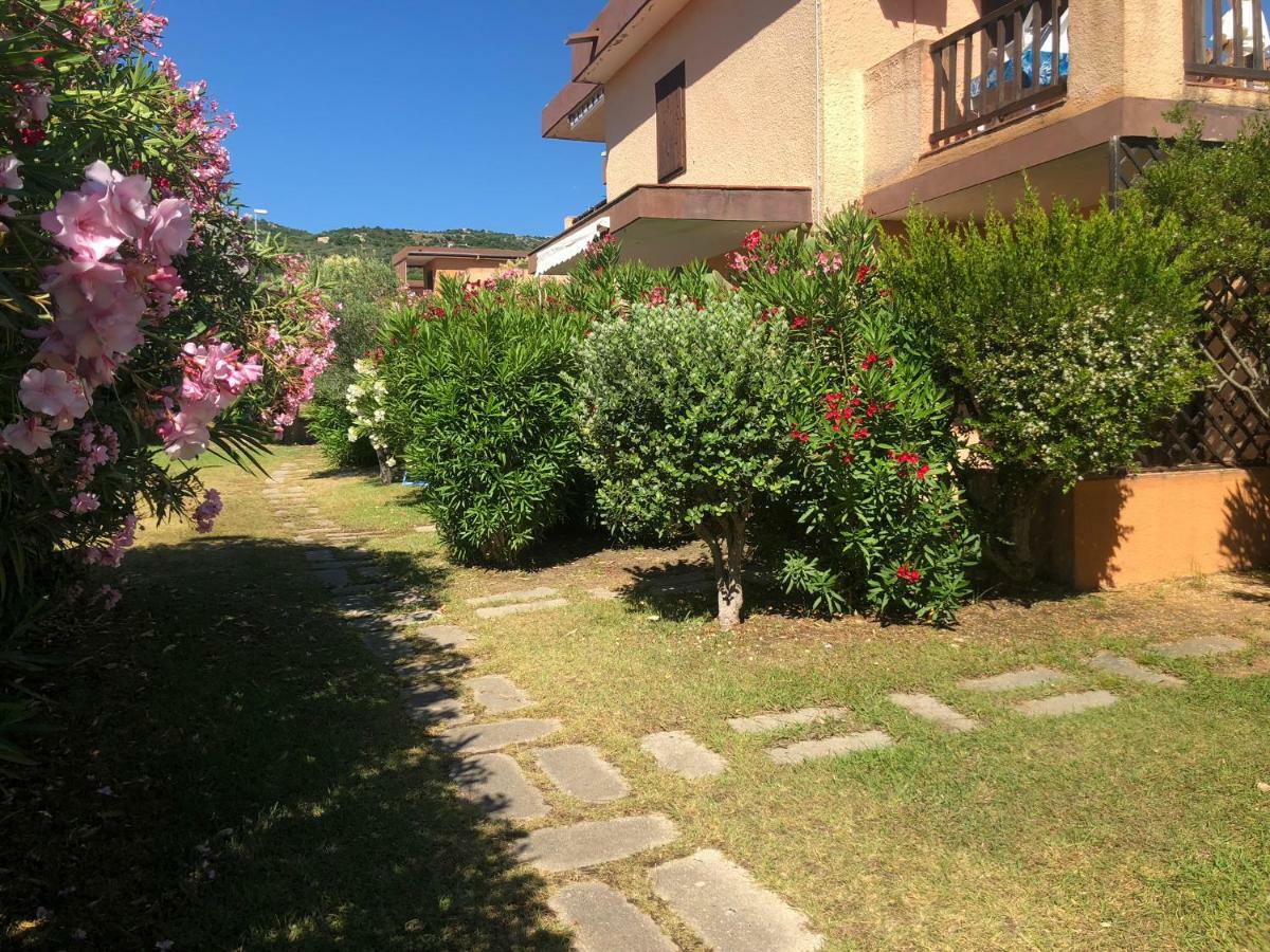 Bilocali Residenza Mediterranea Cannigione Exterior photo